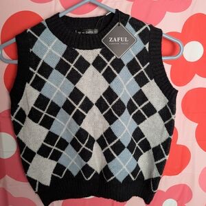 Zaful Argyle Knit Cropped Sweater Vest - Black and Blue